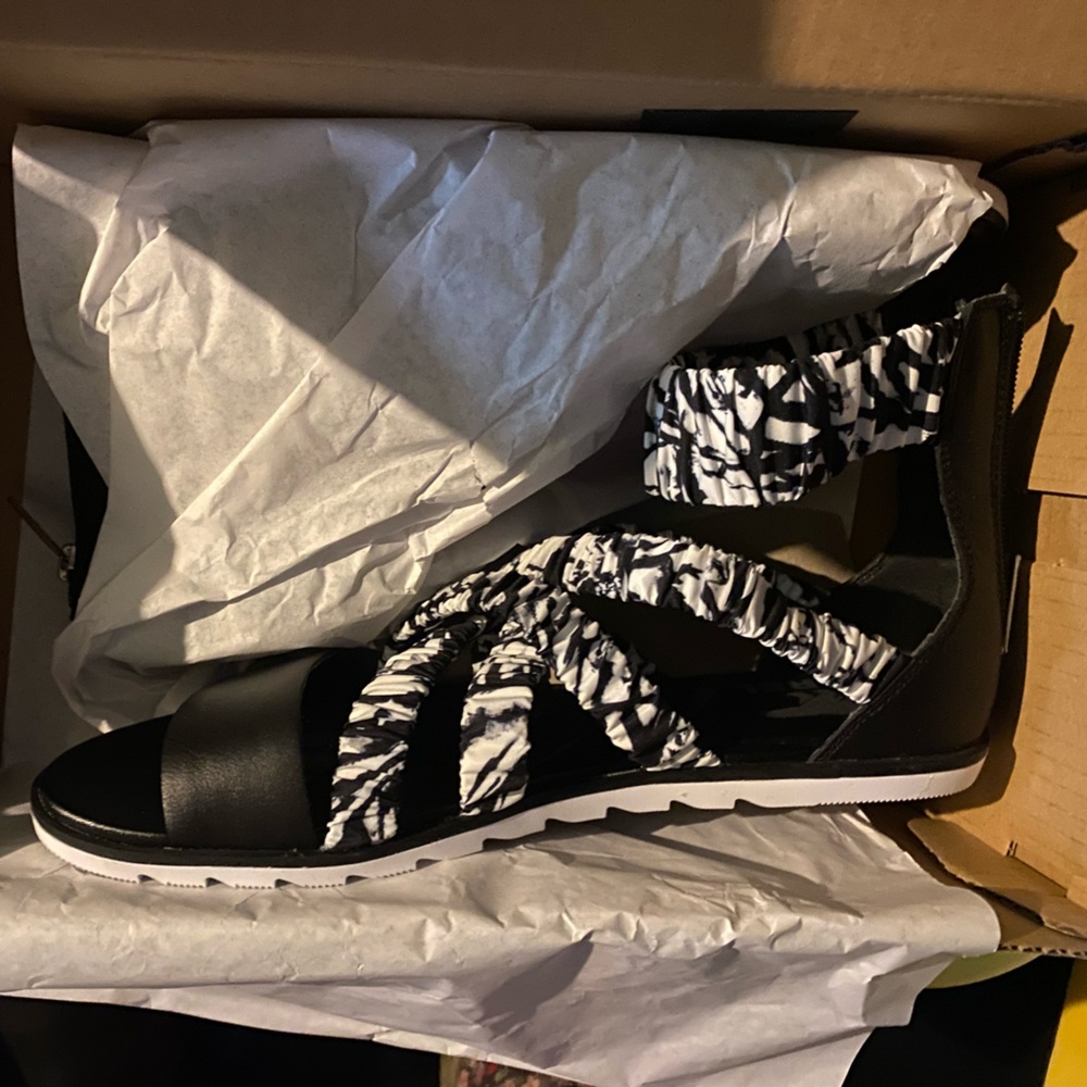 Brand New Sorel Sandals